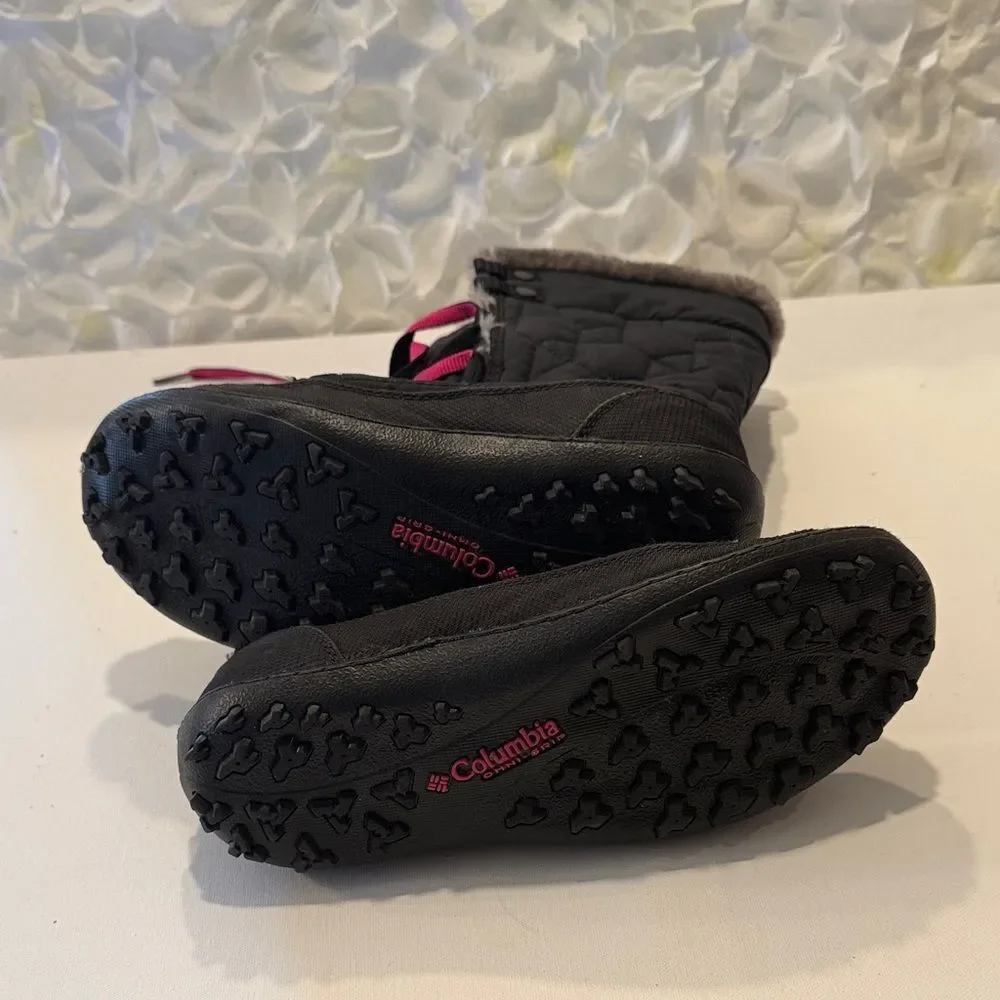Columbia Black Quilted Boots with Pink Accents